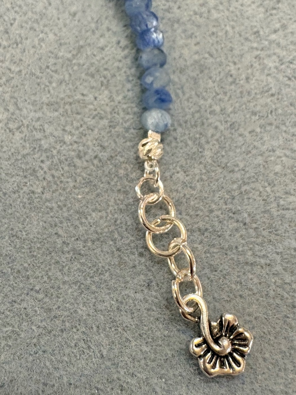 Delicate FacetedBlue Kyanite Beaded Bracelet with Silver Bird Accent 7.5 inches - Picture 5 of 5